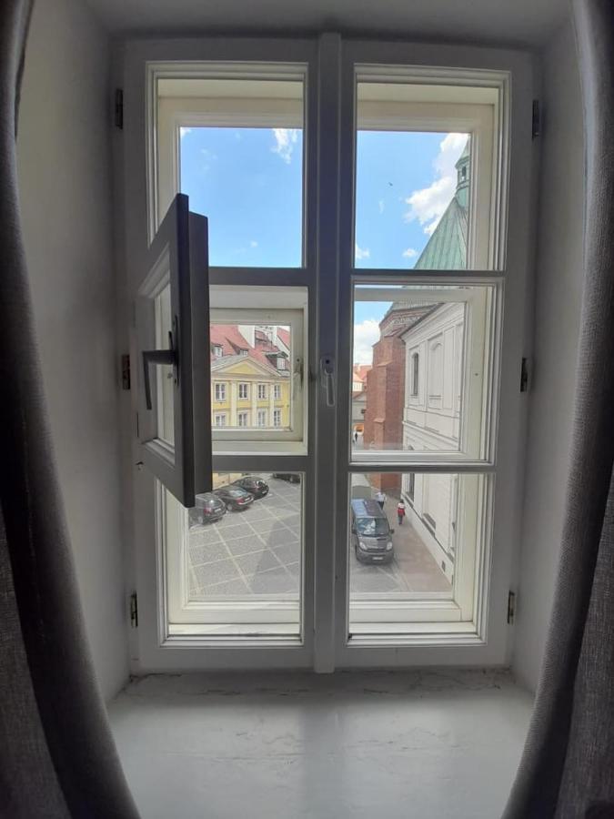 Rodzinna Przestrzen Dla 8 Osob 2 Pokoje Z Lazienka I Mini Aneksem Warschau Buitenkant foto